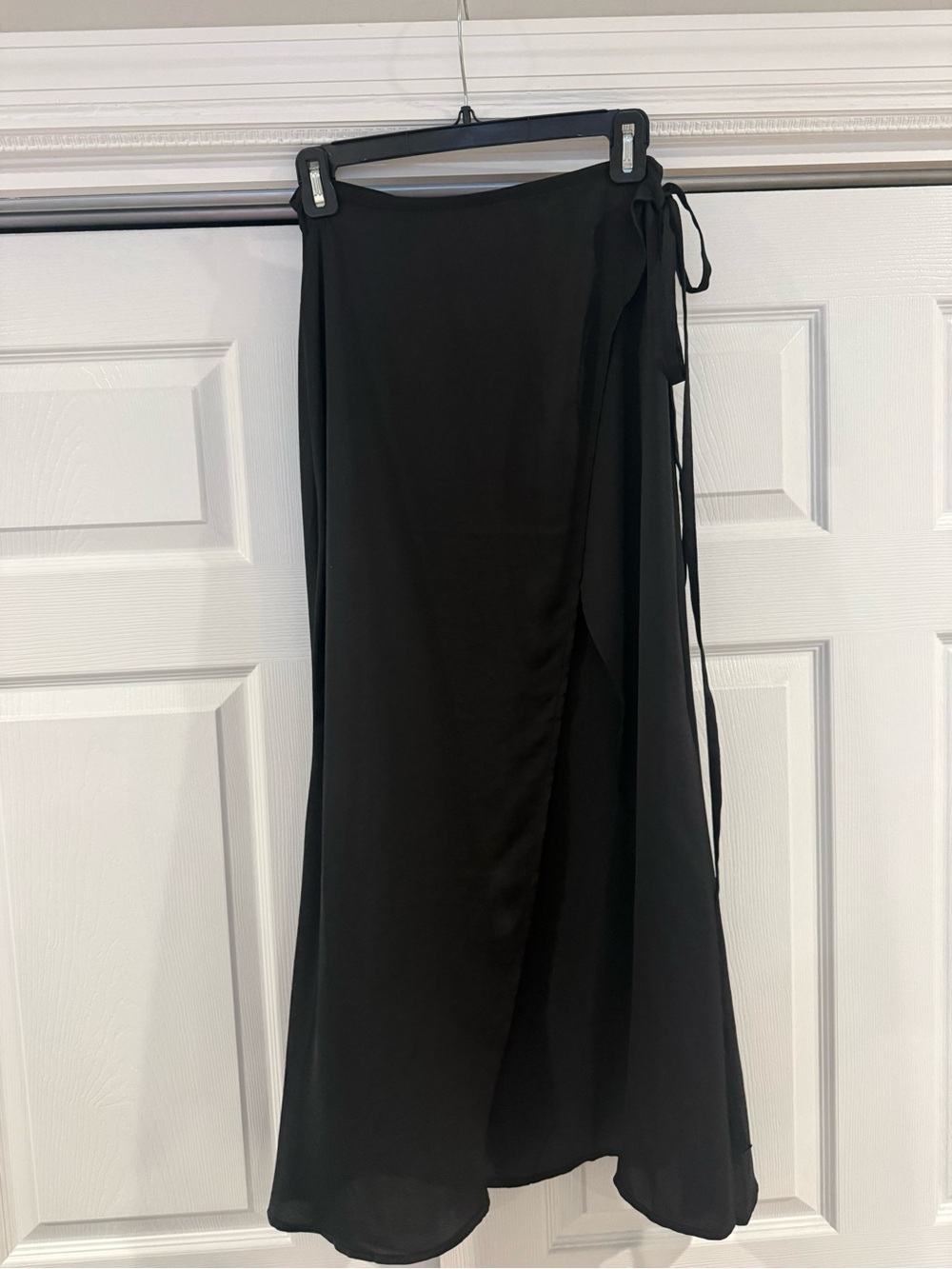 Black wrap midi skirt - Open Edit